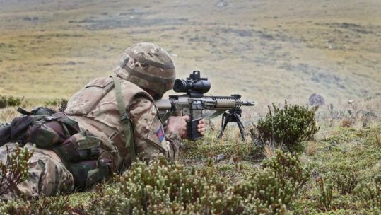 Anon20soldier20during20exercise20on20Falklands20Onion20Ranges2022017021720CREDIT20CROWN20COPYRIGHT.jpg