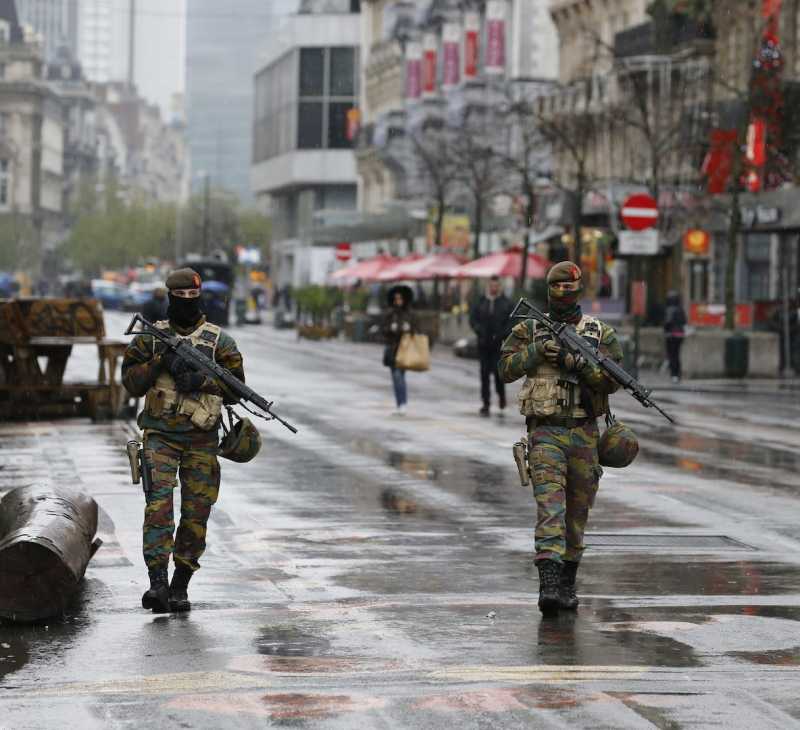 soldados-bruselas.jpg